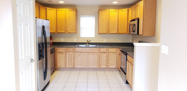 654 Seitz Court in Junction City, KS - Building Photo - Building Photo