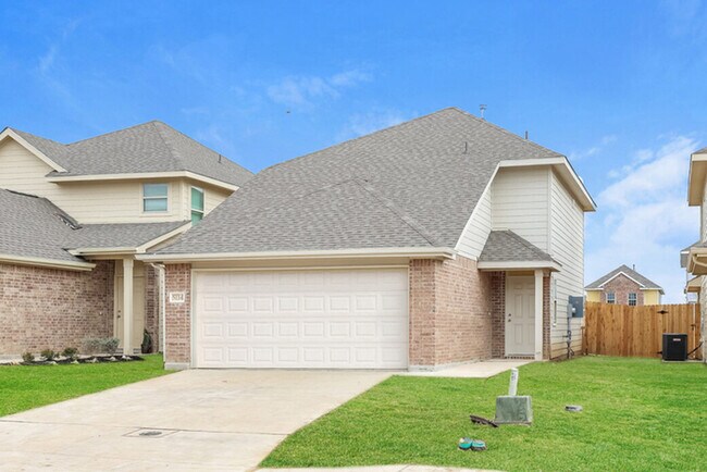 5114 Jade Crossing in San Antonio, TX - Building Photo - Building Photo