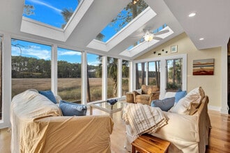 31 Stoney Creek Rd in Hilton Head Island, SC - Building Photo - Building Photo