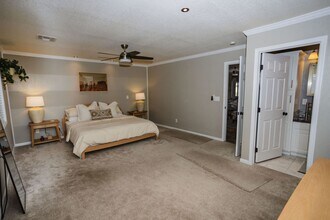 2818 Naples Ln in Lake Havasu City, AZ - Building Photo - Building Photo