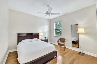 684 98th Ave N in Naples, FL - Building Photo - Building Photo