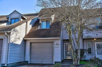 4823 Afton Ct in Virginia Beach, VA - Building Photo - Building Photo