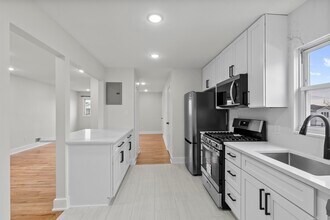 238 Terrace Ave in Jersey City, NJ - Building Photo - Building Photo