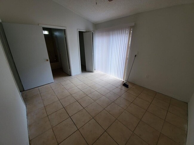 4029 Kaluga Park St in Orlando, FL - Building Photo - Building Photo