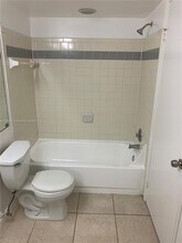 5672 Rock Island Rd in Tamarac, FL - Building Photo - Building Photo