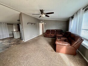 10136 W University Blvd in Odessa, TX - Building Photo - Building Photo