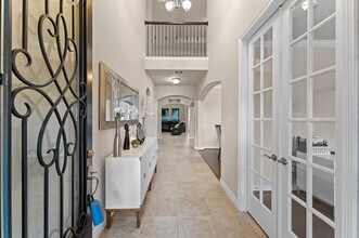 2018 Brookmont Dr in Conroe, TX - Foto de edificio - Building Photo