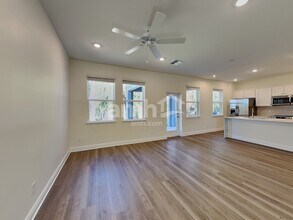 4768 Tributary Ln in Sanford, FL - Foto de edificio - Building Photo