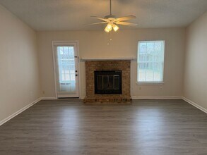 1072 Casanova Dr in Virginia Beach, VA - Building Photo - Building Photo