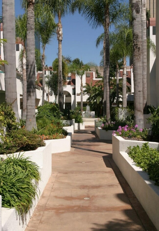 property at 701 Kettner Blvd