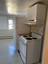 11 Hodges Ct in Salem, MA - Building Photo - Building Photo