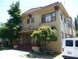 2532 High St Apartments