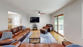 9 Bates Ave, Unit SI ID1380182P in Worcester, MA - Building Photo