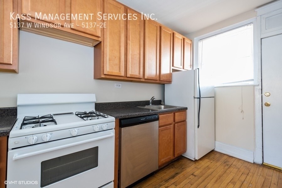 5137 W Windsor Ave in Chicago, IL - Building Photo