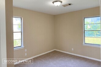 2402 Sunny Dr in Houston, TX - Building Photo - Building Photo
