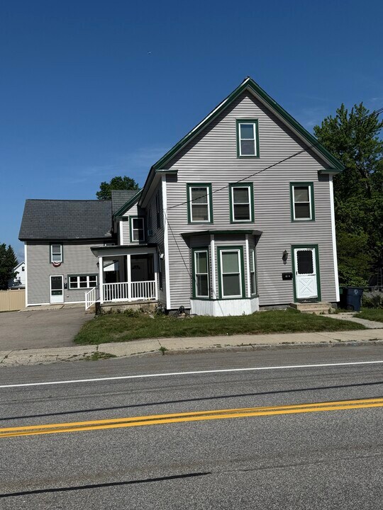 48 Concord St, Unit A in Nashua, NH - Building Photo