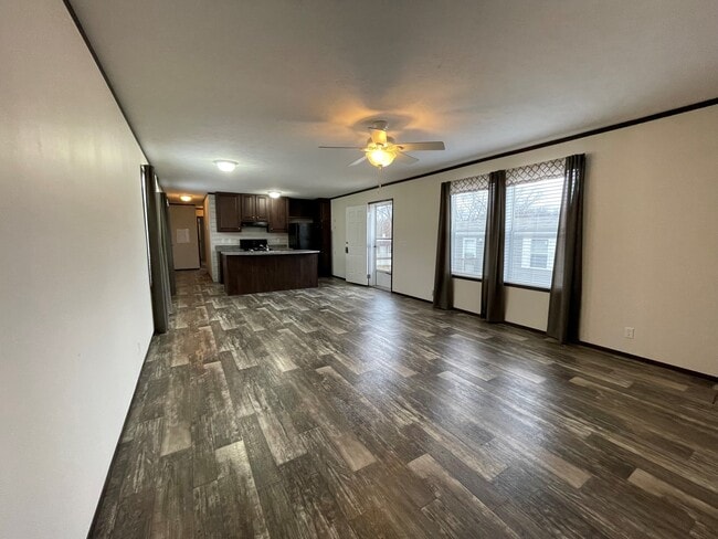 235 Schirra Ave in Flushing, MI - Building Photo - Building Photo