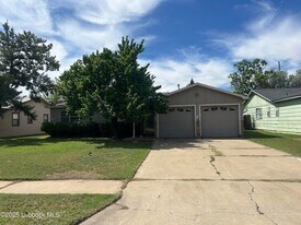 4823 53rd St in Lubbock, TX - Building Photo