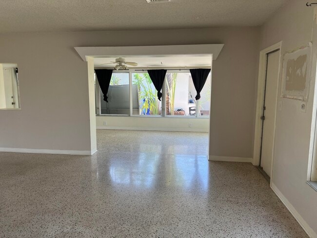 1724 NE 16th Terrace in Fort Lauderdale, FL - Building Photo - Building Photo