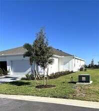8901 St Kitts Cir in Englewood, FL - Building Photo - Building Photo