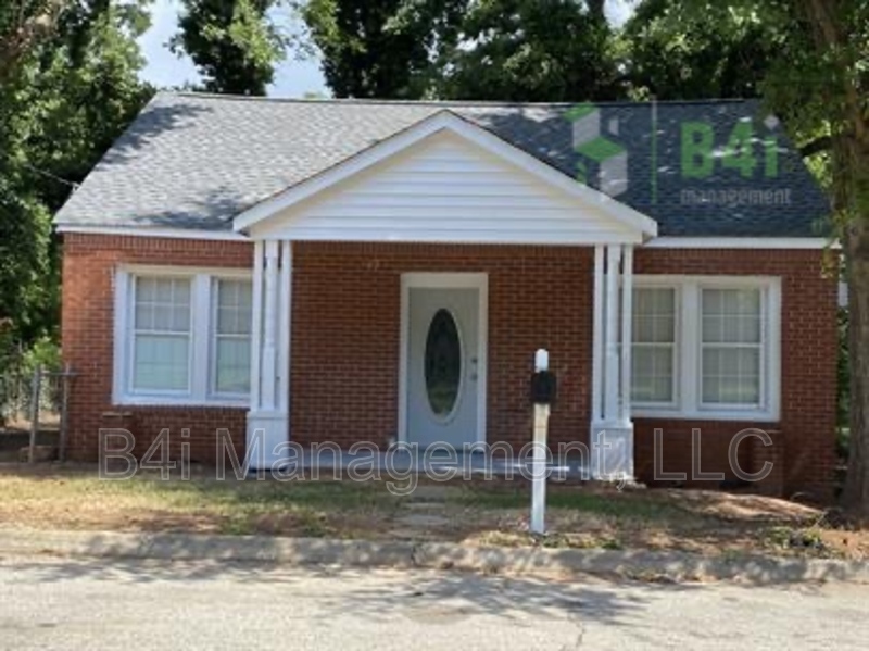 515 E Central Ave in Griffin, GA - Building Photo