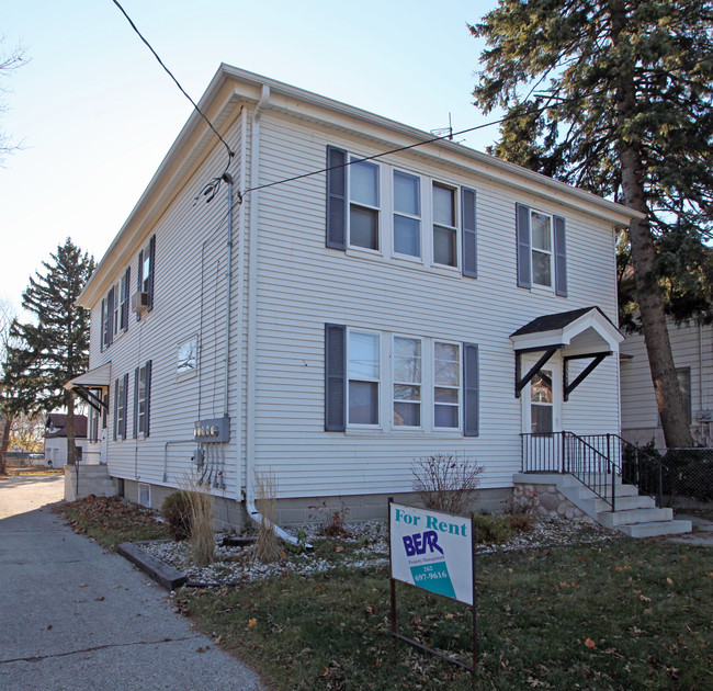 1021 67th St in Kenosha, WI - Building Photo - Building Photo