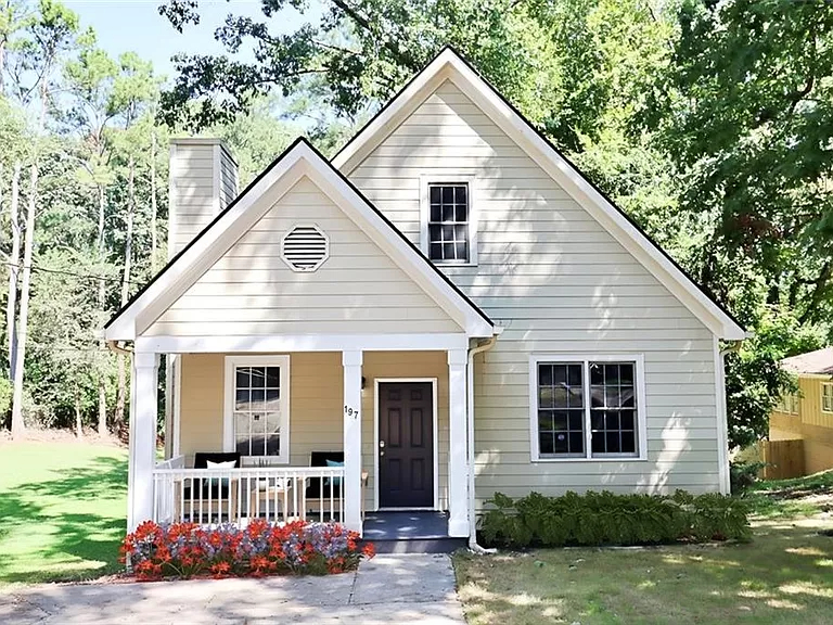 Room in House on Polar Rock Rd SW in Atlanta, GA - Building Photo