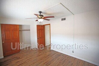 2201 W Union Hills Dr in Phoenix, AZ - Building Photo - Building Photo