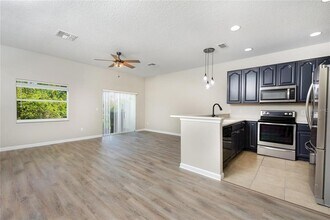 11939 Great Commission Way in Orlando, FL - Building Photo - Building Photo