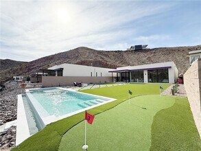 702 Blackrock Rim Dr in Henderson, NV - Foto de edificio - Building Photo