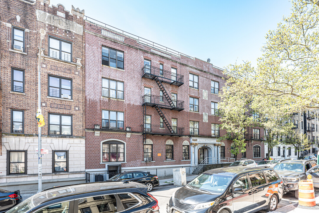 1738 Union St in Brooklyn, NY - Foto de edificio