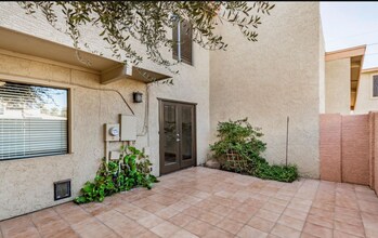 4482 W Palmaire Ave in Glendale, AZ - Building Photo - Building Photo