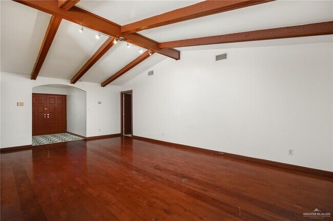 11 Martin Ave in McAllen, TX - Building Photo - Building Photo