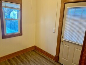 151 Sweet St NE in Grand Rapids, MI - Building Photo - Building Photo