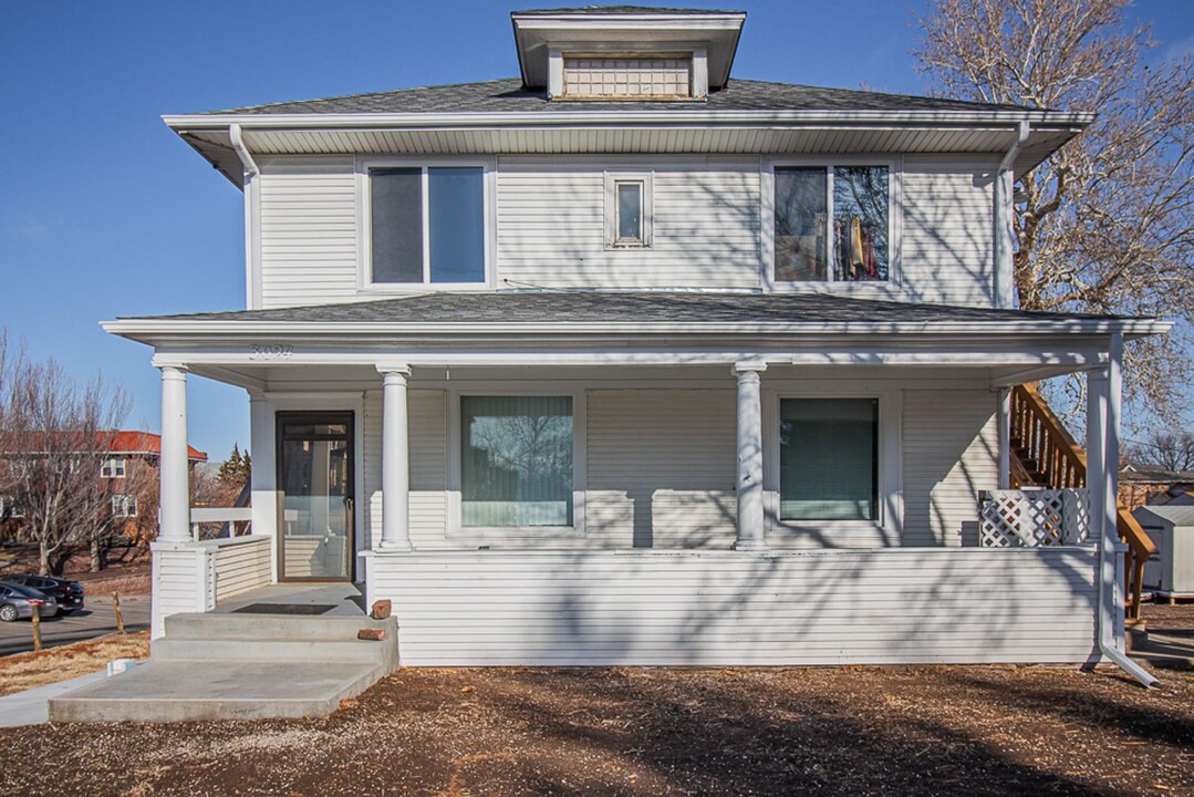 3024 Pacific St in Omaha, NE - Building Photo