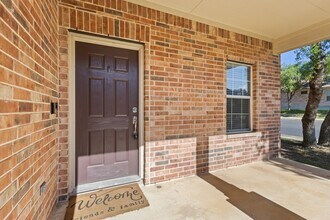 4427 Jesse Bowman in San Antonio, TX - Building Photo - Building Photo