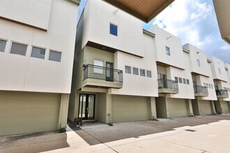 4706 Austin St in Houston, TX - Building Photo - Building Photo