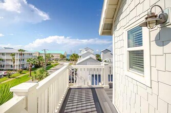 68 Cobia St in Destin, FL - Building Photo - Building Photo