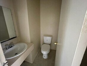 712 Sugar Cane Dr in Weslaco, TX - Building Photo - Building Photo