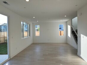 3475 Williamson Dr in Folsom, CA - Building Photo - Building Photo