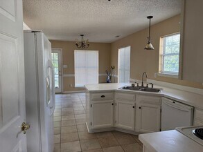 17100 Graysac Ct in Cornelius, NC - Building Photo - Building Photo