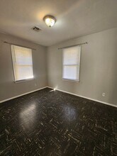 607 Hoover St in Norman, OK - Building Photo - Building Photo