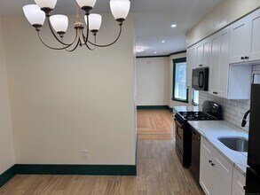 130 Hubinger St in New Haven, CT - Building Photo - Building Photo