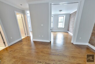 E 100TH ST., Unit 3B in New York, NY - Foto de edificio - Building Photo