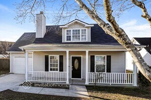 3004 Meadow Glen Pass in Fairburn, GA - Building Photo