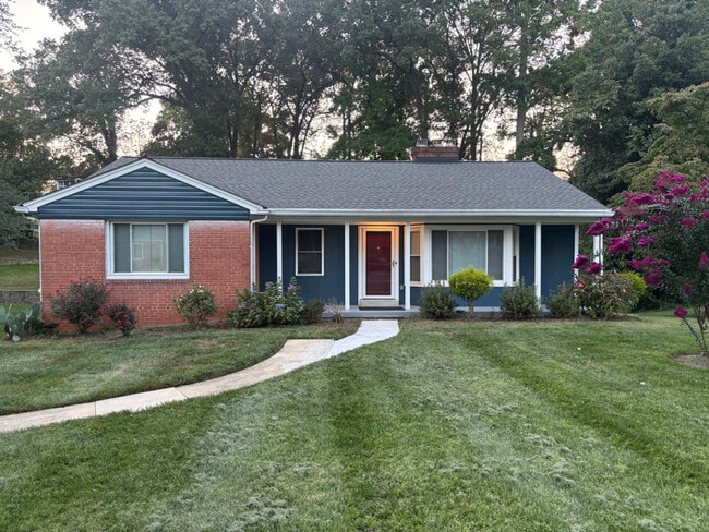 property at 4808 Henderson Rd