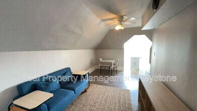 923 Chislett St in Pittsburgh, PA - Building Photo - Building Photo