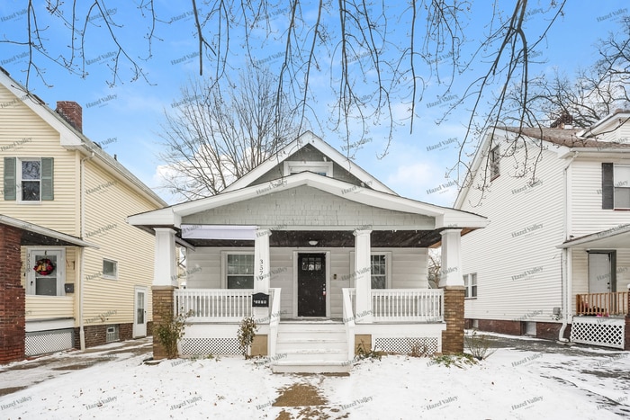 3579 W 129th St in Cleveland, OH - Building Photo