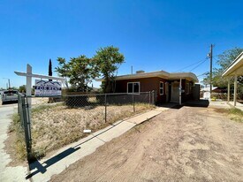 5126 Trowbridge Dr in El Paso, TX - Building Photo