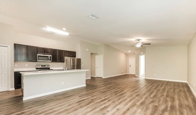 495 Hoffer St in Port Charlotte, FL - Building Photo - Building Photo